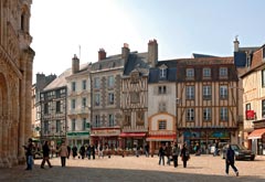 Poitiers ouvre son coeur de ville, le commerce en a besoin